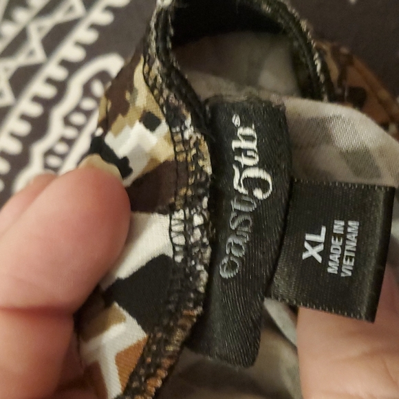 East 5th, Ladies skirt - Picture 4 of 6